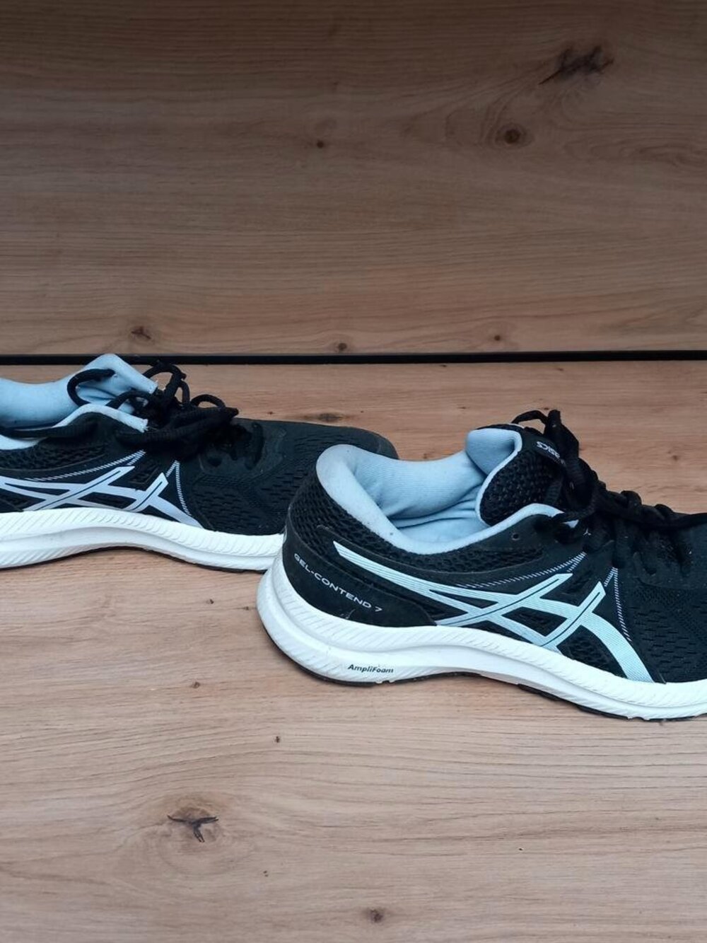 ASICS Gel-Contend 7 Black White Running Shoes